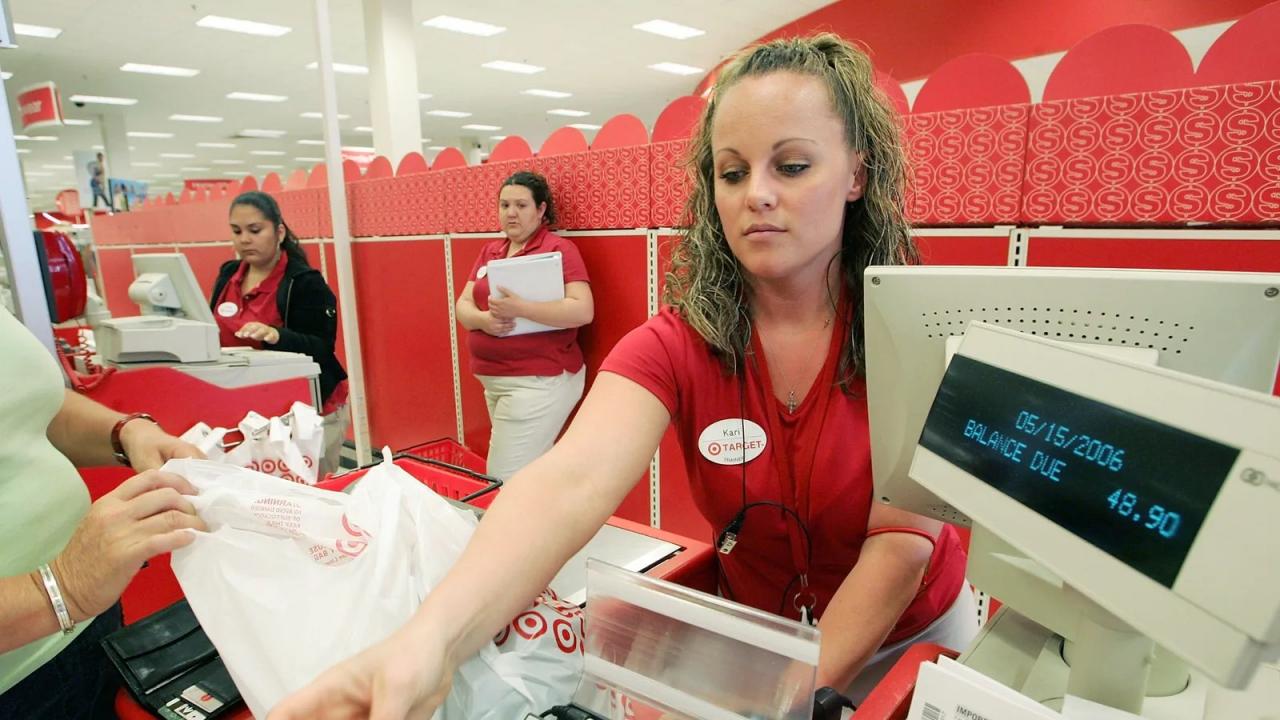 Target paying 17 an hour