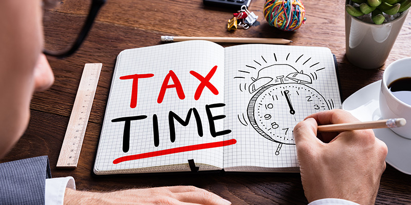 Does an hoa have to pay taxes