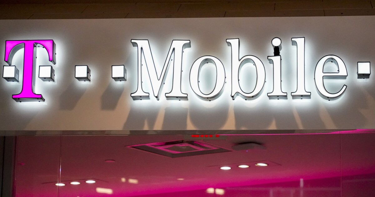 How much t mobile pay an hour
