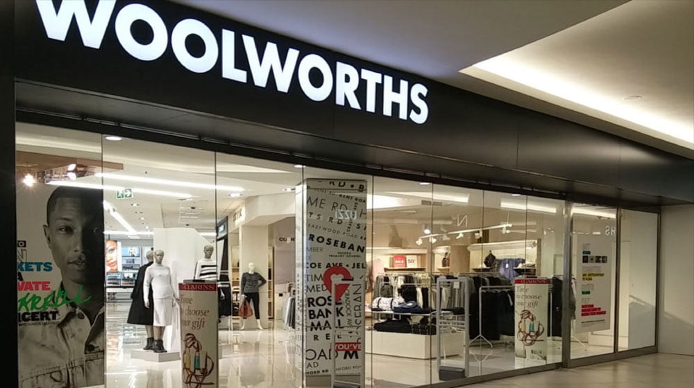 How much does woolworths pay an hour